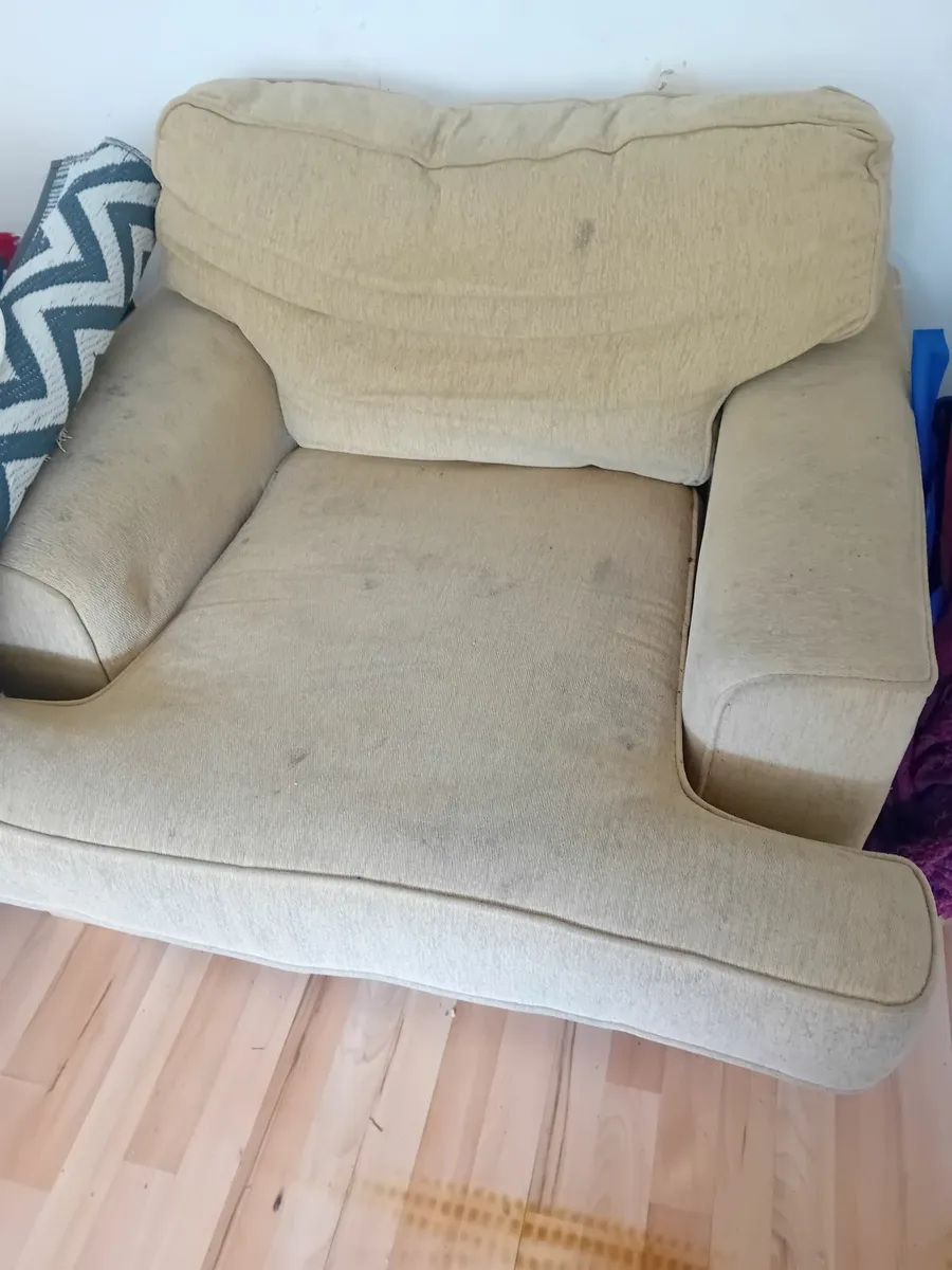 Household furniture - Image 3