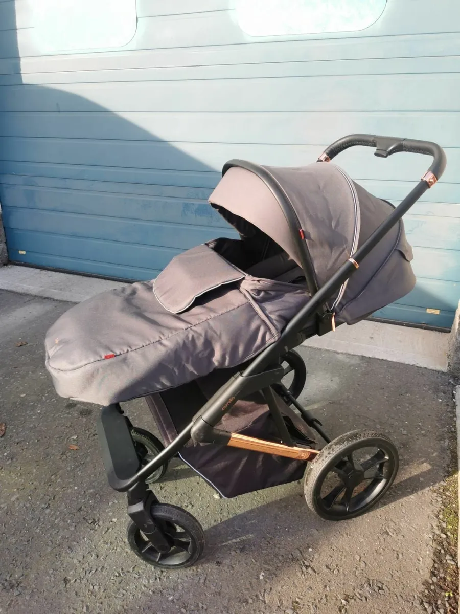 Pram - Image 2