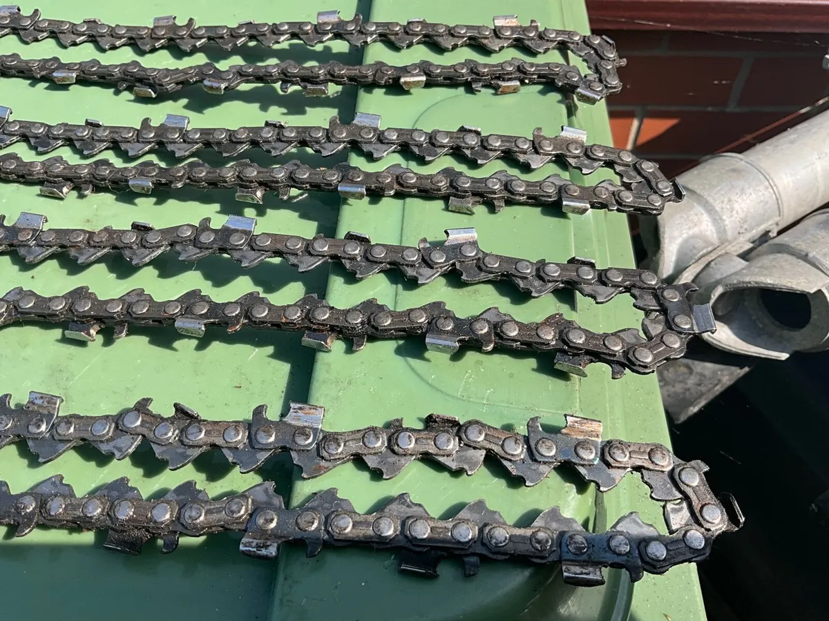 Chainsaw 16ins chains 4 number - Image 1