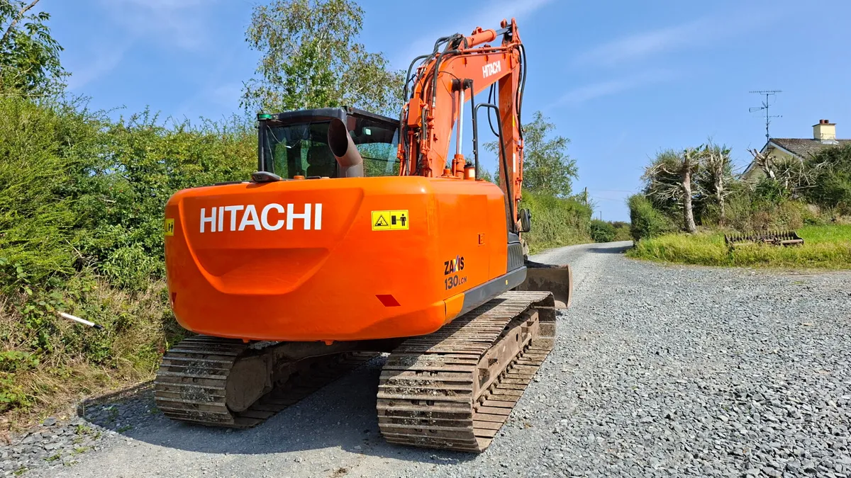 2016 Hitachi 130.5 - Image 3