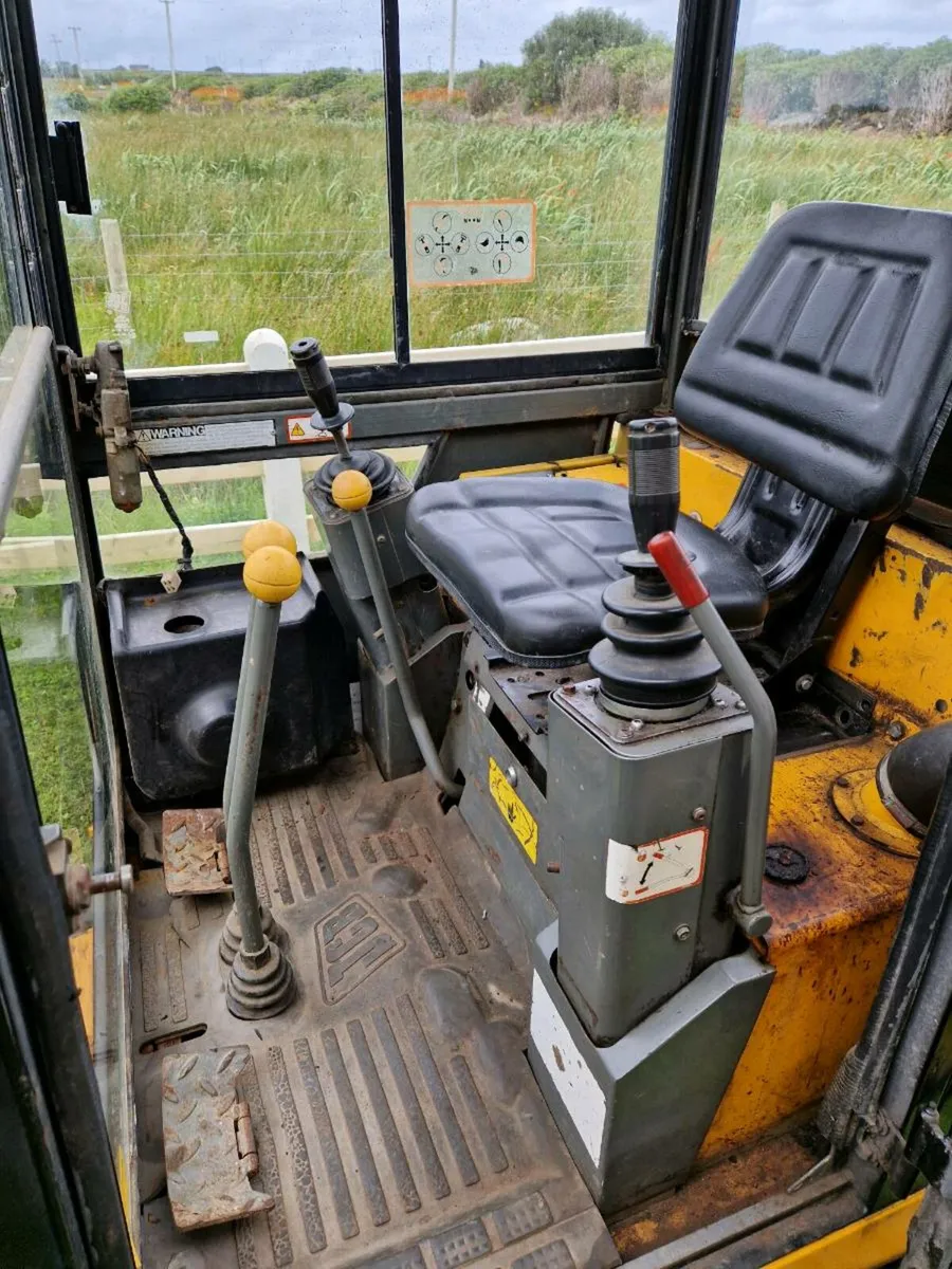 Jcb mini digger - Image 4