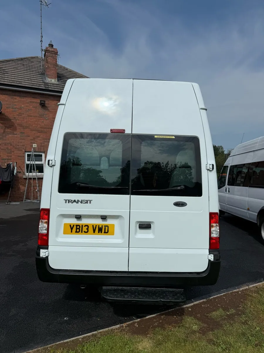 17 seater transit bus - Image 4