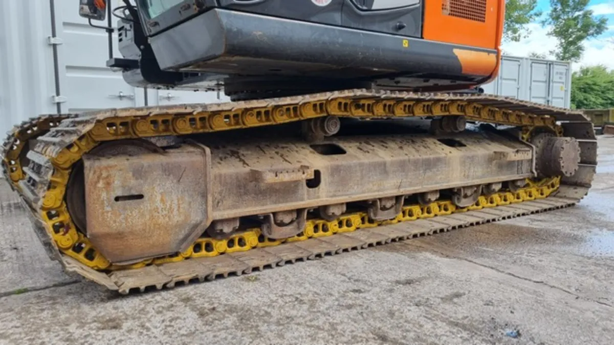 Hitachi ZX225US Video @ Undercarriage Ireland - Image 4