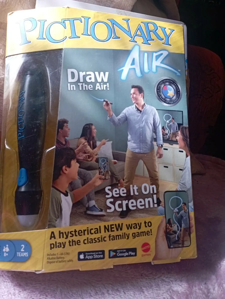 PICTIONRY AIR 2 - INTERACTIVE FAMILY PARTY GAME - Image 2