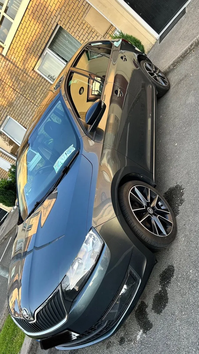 Skoda Rapid 2016 - Image 1