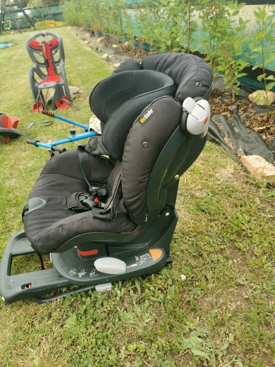 BeSafe isofix car seat FREE - Image 2