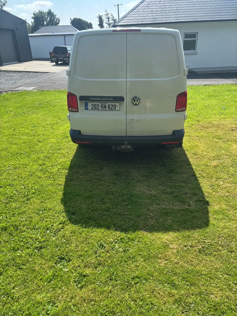 Van - Image 2