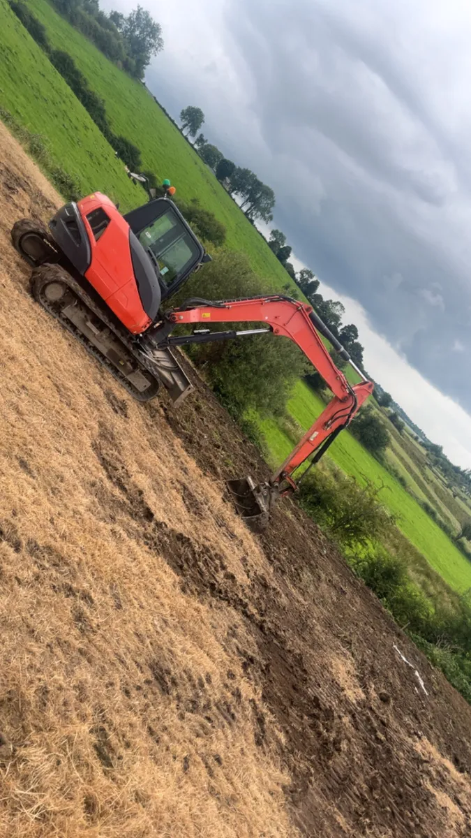 8 ton diggers for hire