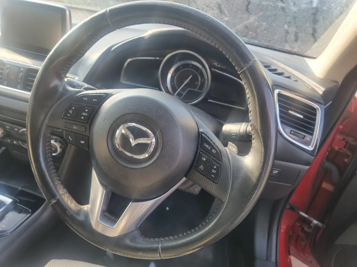 Mazda 3 - Image 3
