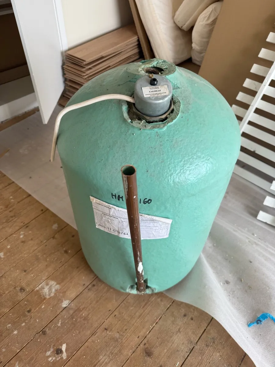 Insulated Copper Cylinder - Image 1