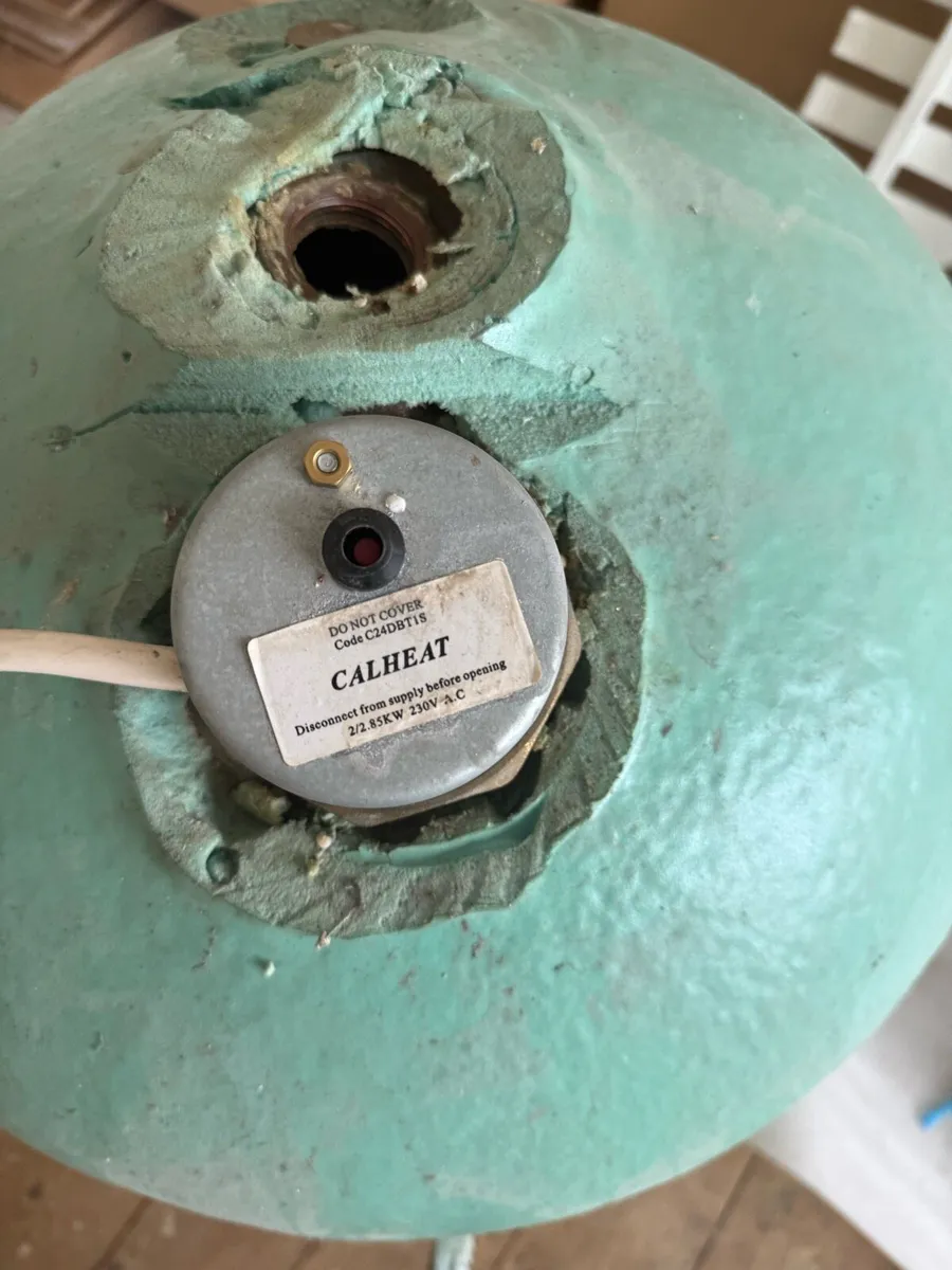 Insulated Copper Cylinder - Image 3