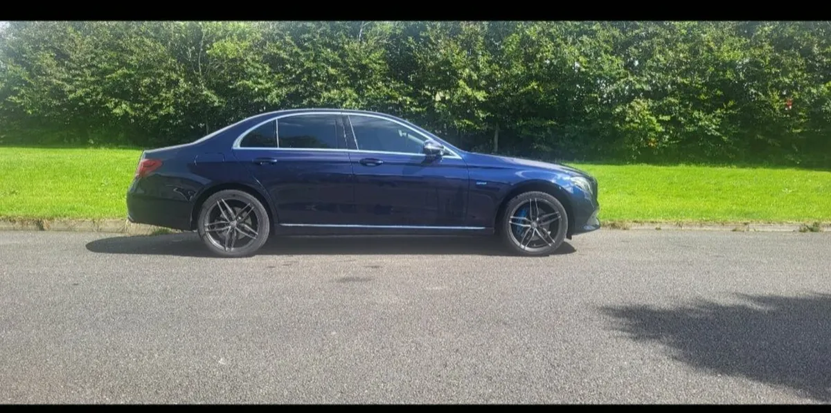 Mercedes-Benz E-Class 2017 - Image 3