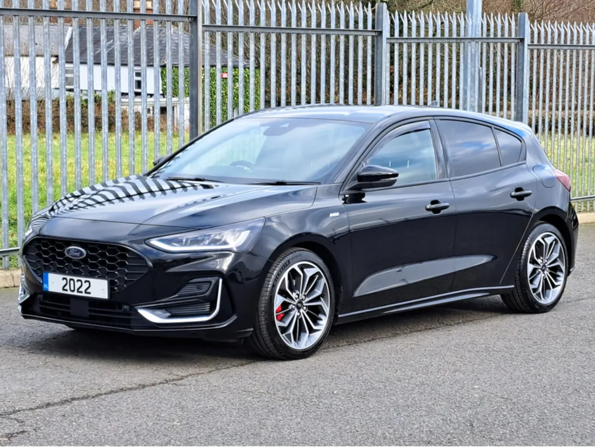 Ford Focus ST-LINE VIGNALE 1.5TD 120BHP AUTOMATIC - Image 4