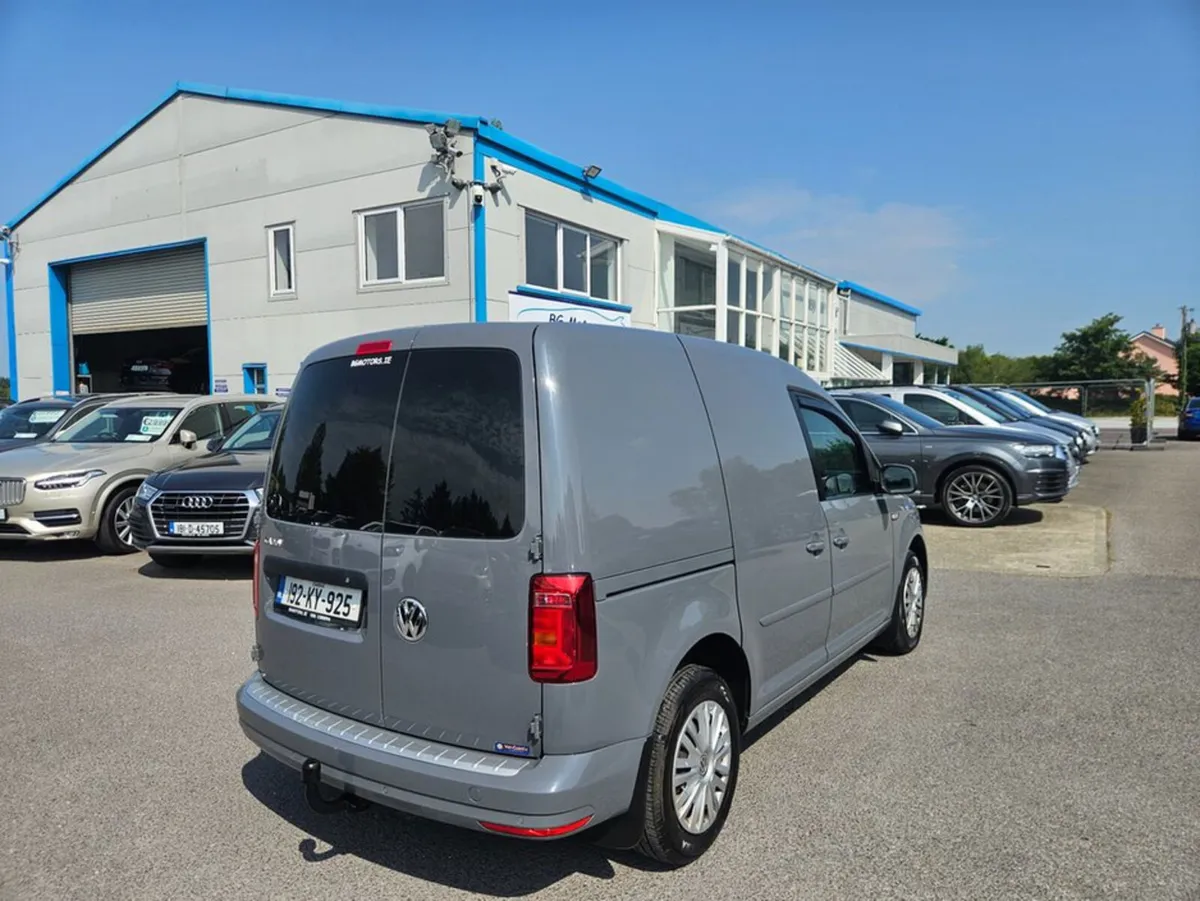 Volkswagen Caddy PV TDI 102HP M5F 5DR - Image 4