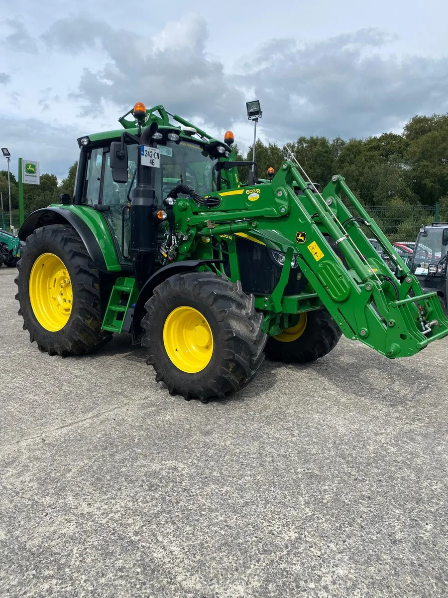 John Deere 6120M - Image 1