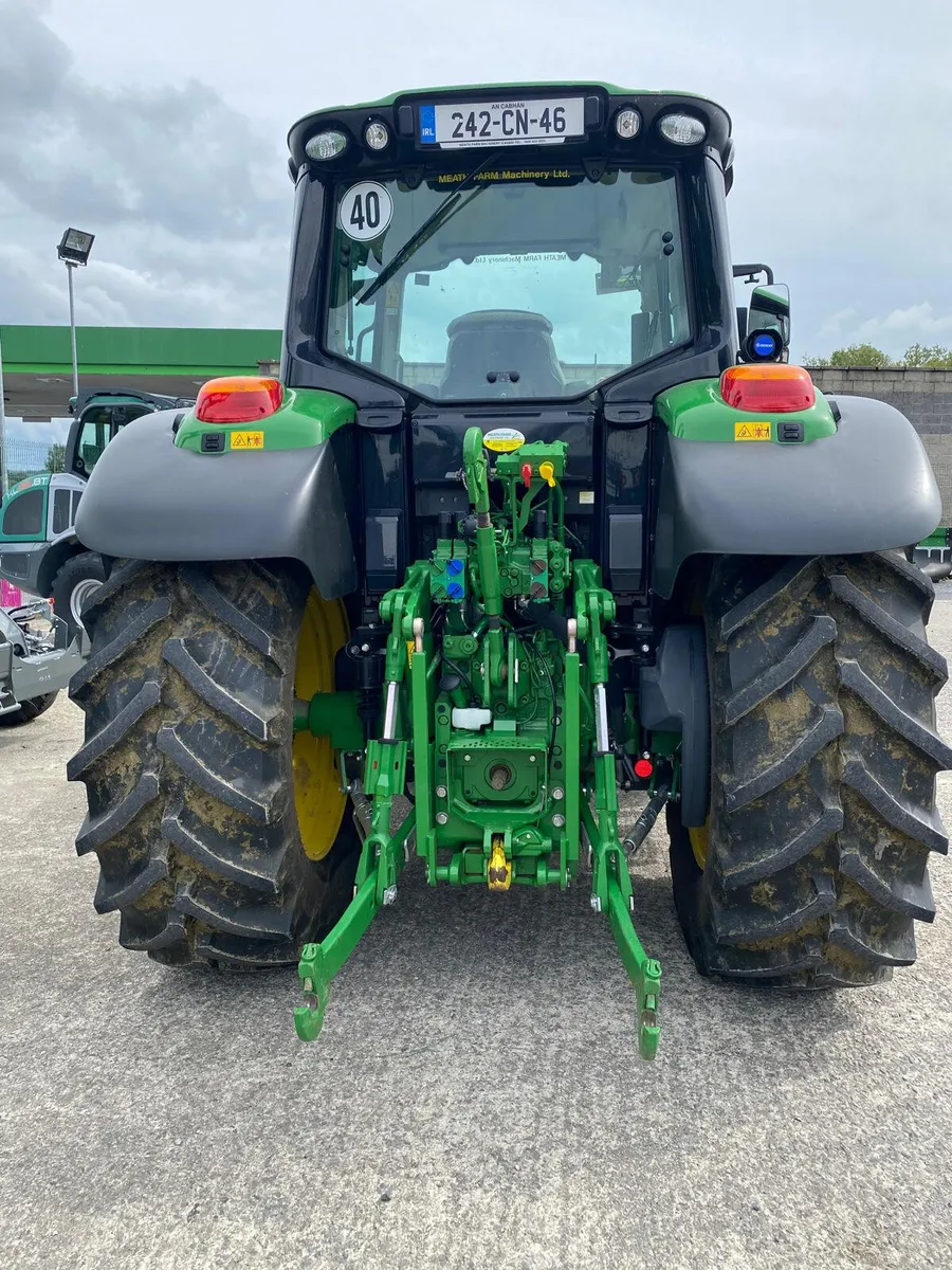 John Deere 6120M - Image 2