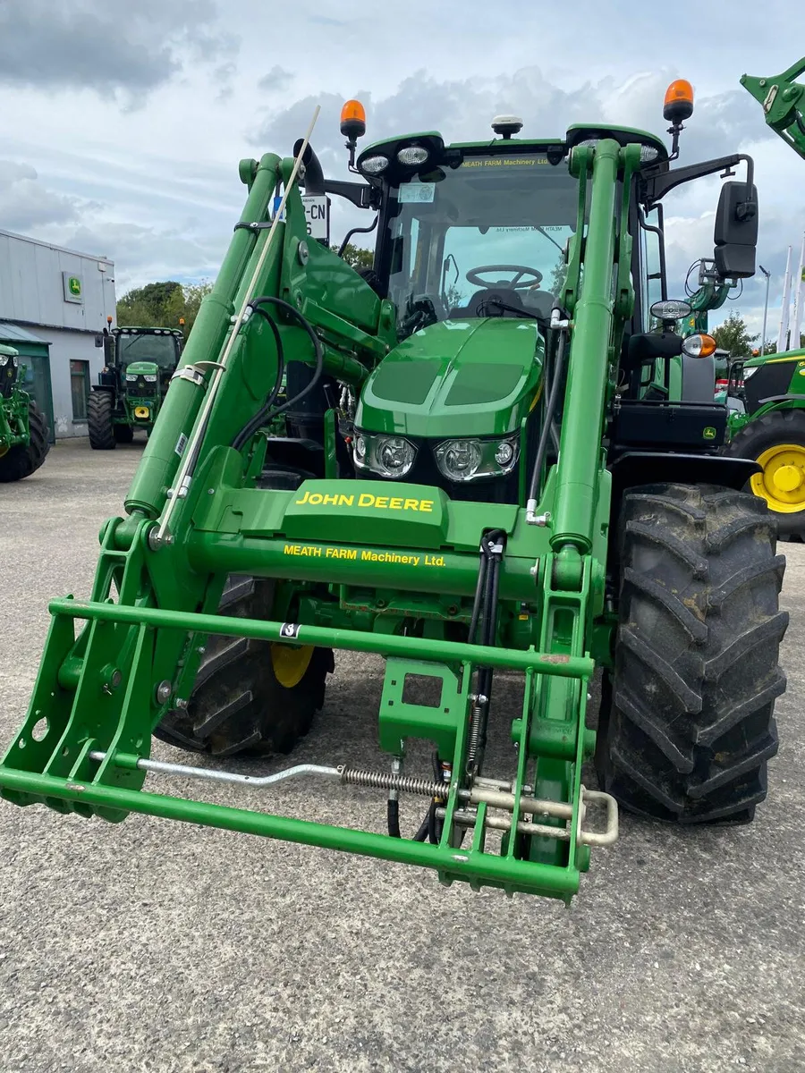John Deere 6120M - Image 3