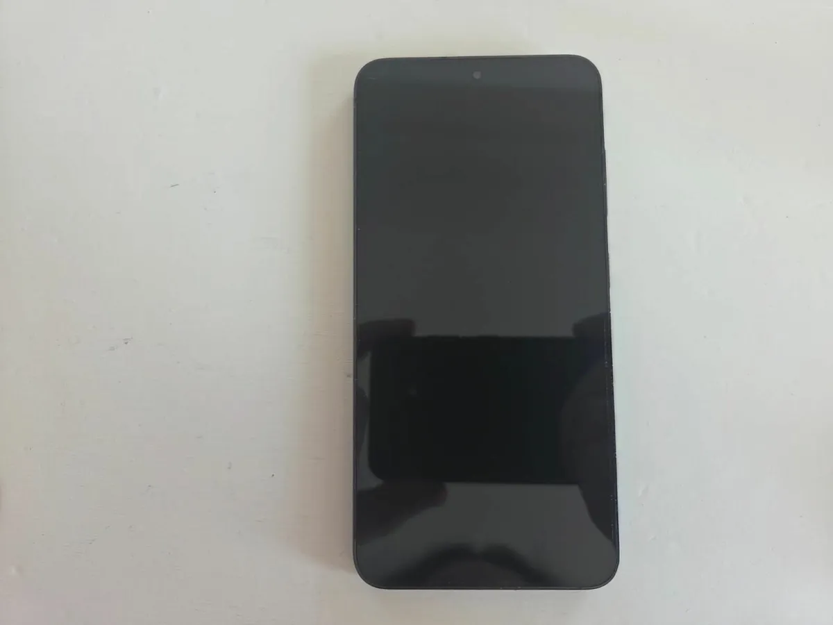 Samsung S23 phone - Image 3