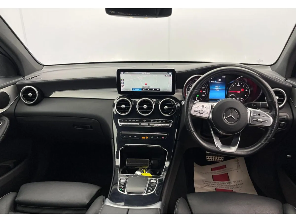 Mercedes-Benz GL-Class D 4MATIC AMG LINE - Image 3