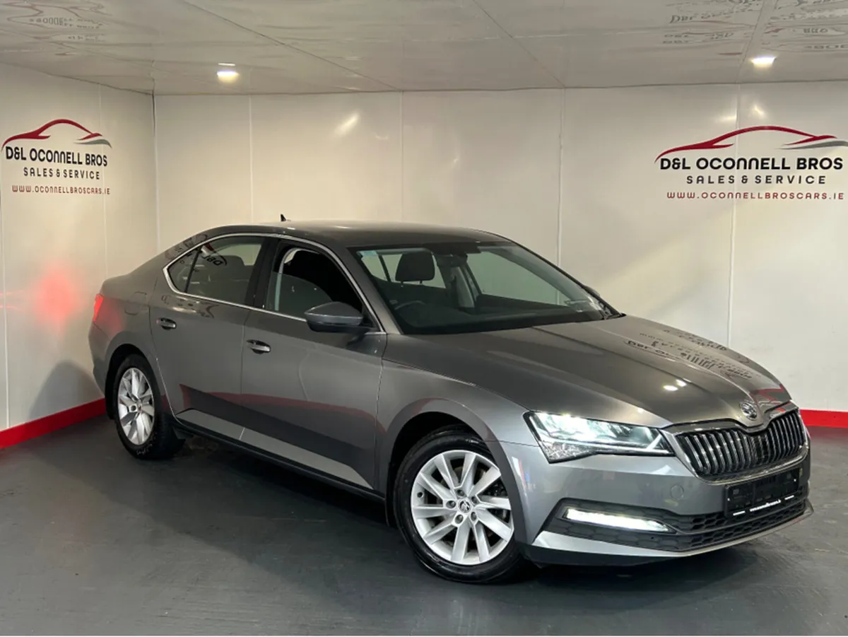 Skoda Superb AMBITION 2.0 TDI 150HP 5DR - Image 1