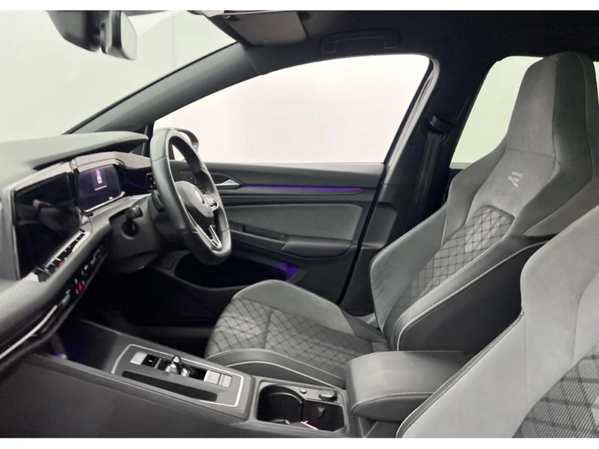 Volkswagen Golf R-LINE TDI S-A DSG - Image 4