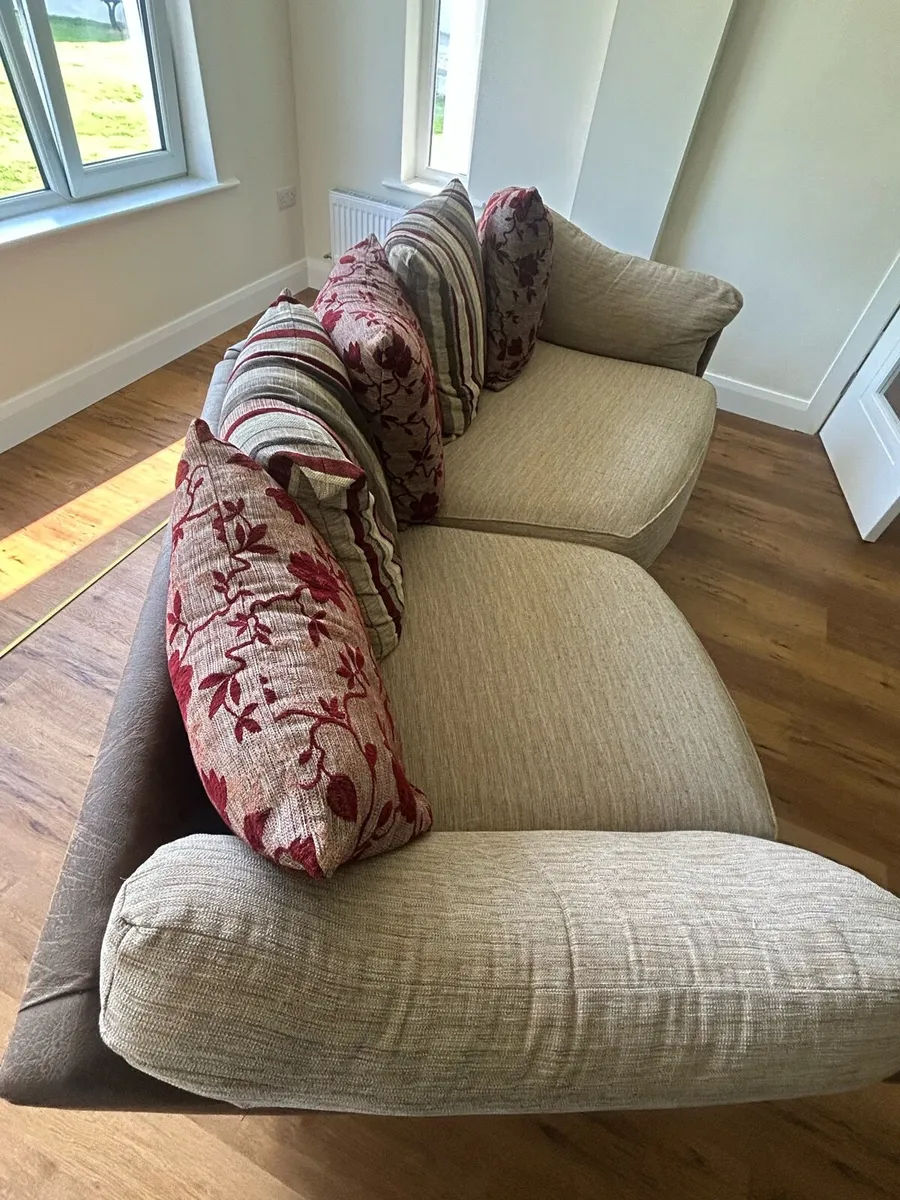 Sofa and armchair - Angled sofa - Image 2