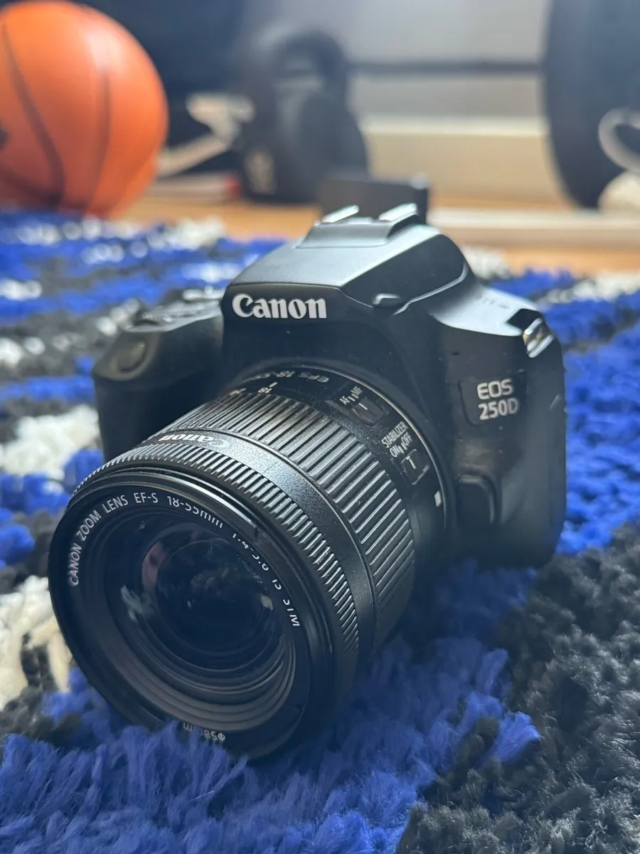 Canon 250d - Image 3