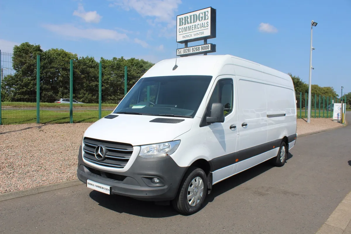 2024 Mercedes-Benz Sprinter 315 L3 Premium - Image 1