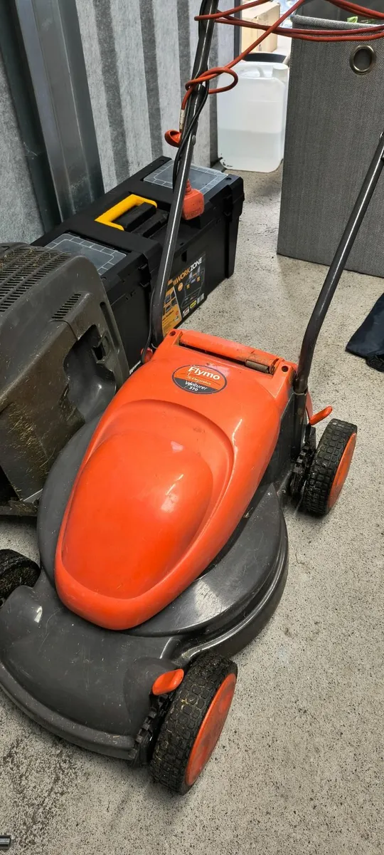 Flymo electric lawnmower - Image 2