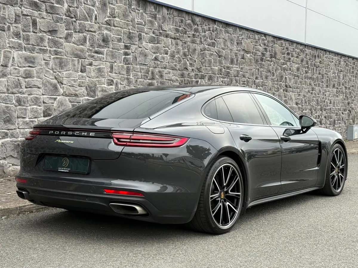 2018 Porsche Panemara 4 2.9 V6 462bhp e-hybrid - Image 2