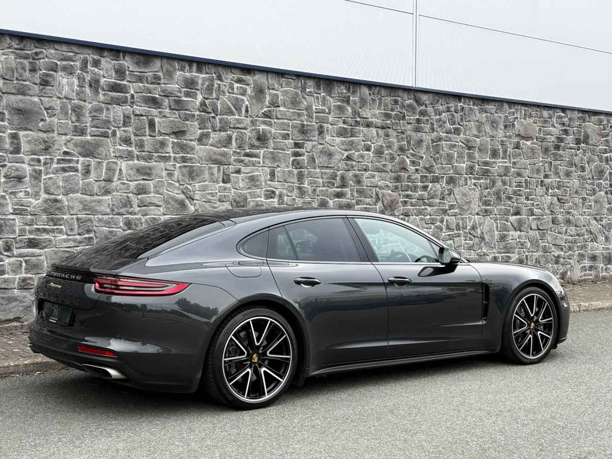 2018 Porsche Panemara 4 2.9 V6 462bhp e-hybrid - Image 3
