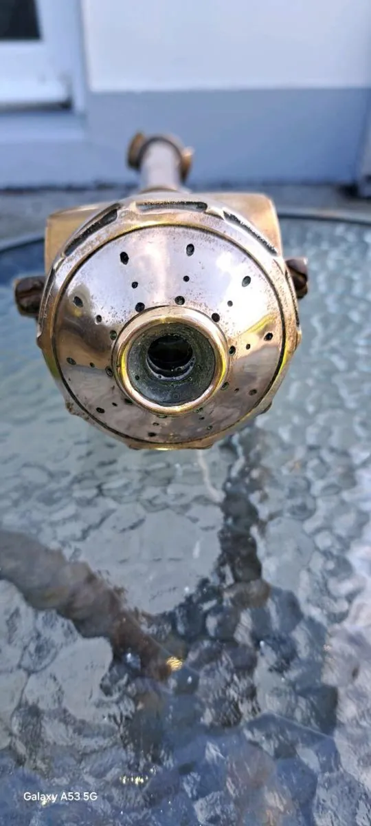 Old fire mans hose brass  and  copper - Image 4