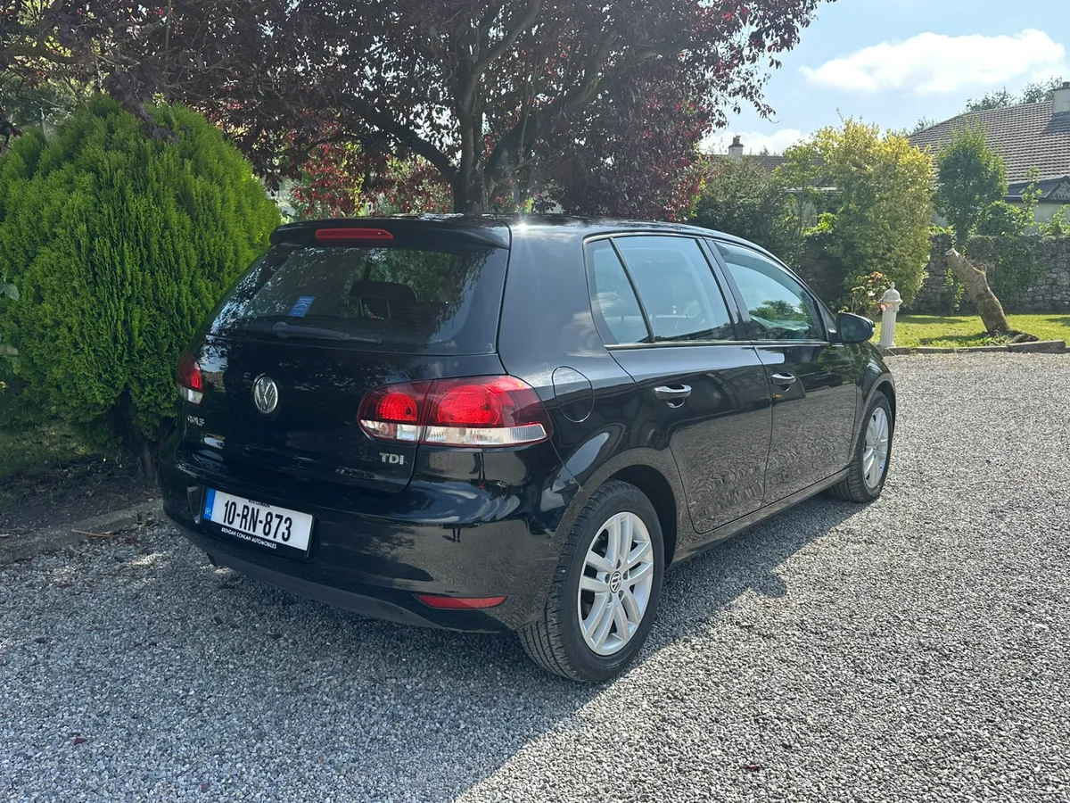 VW Golf - Image 4