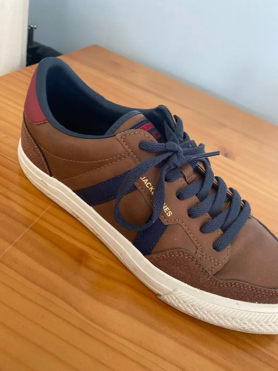 Shoes - Image 2