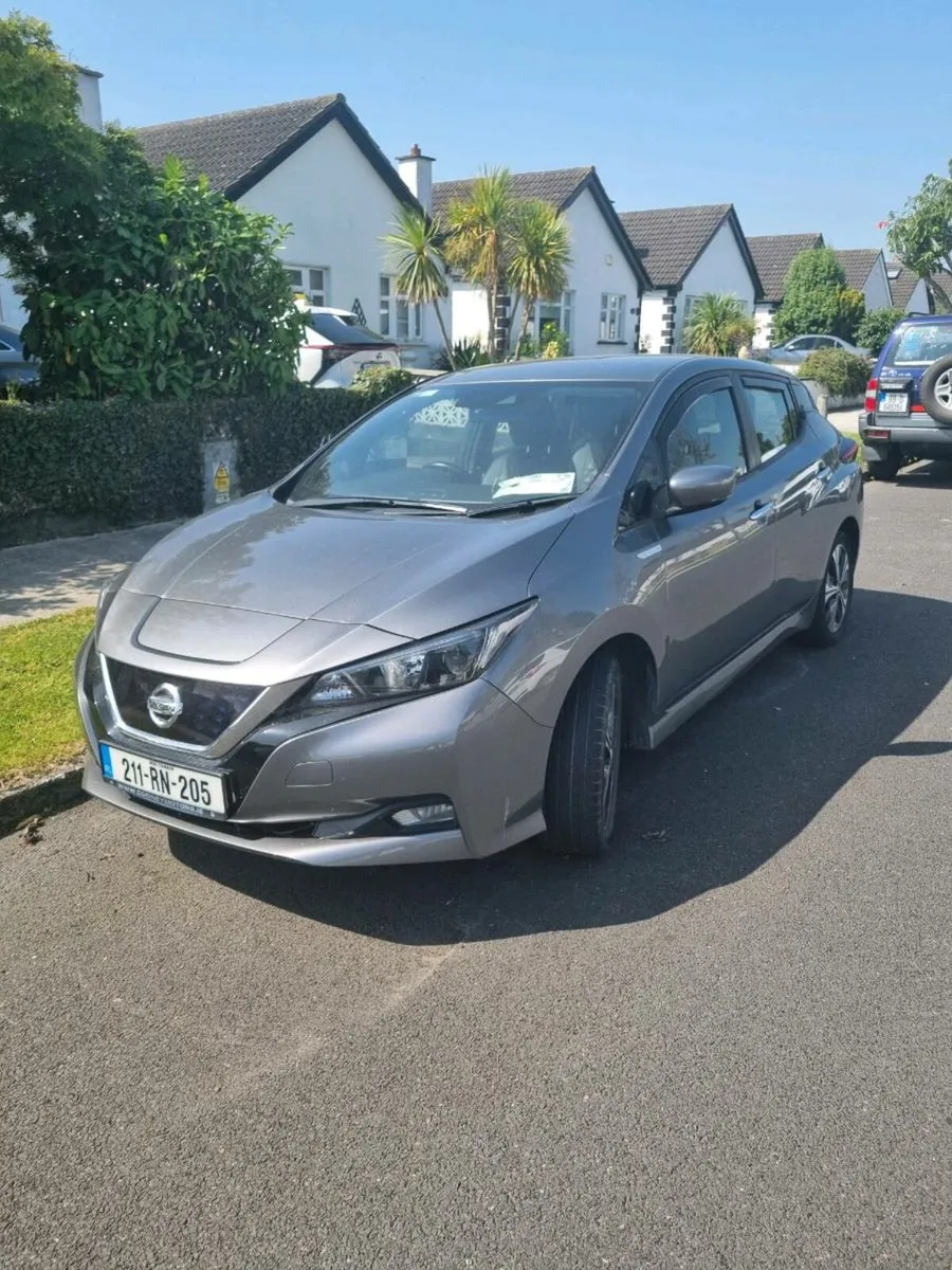 2021 Nissan Leaf 62KW Long Range in Grey - Image 3