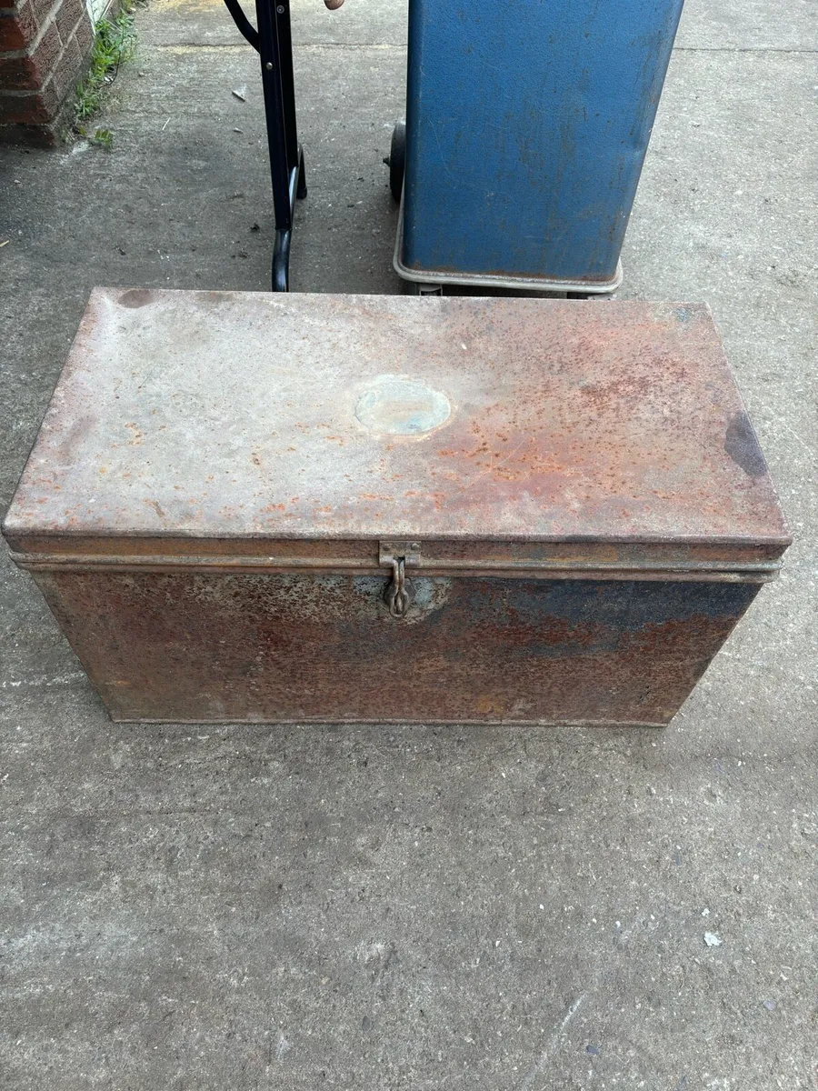 Military engineering tool chest very rare - Image 1