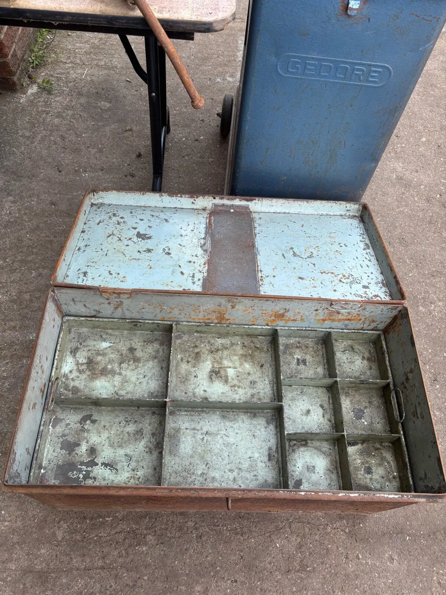 Military engineering tool chest very rare - Image 2