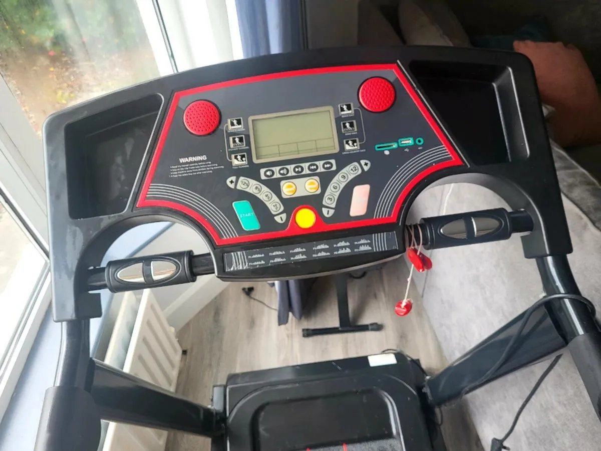 Treadmill - Image 2
