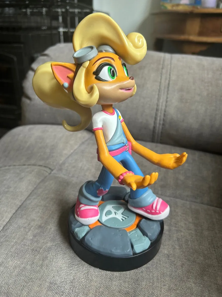 Coco (crash bandicoot) phone & controller holder - Image 2