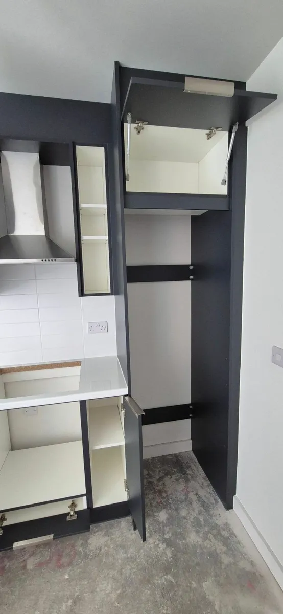 New full Kitchen. - Image 4