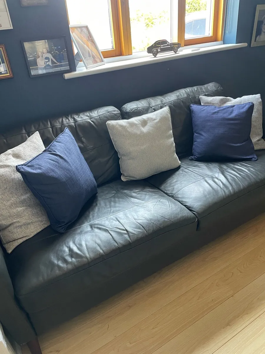 3 seater leather sofa & coffee tables - Image 2