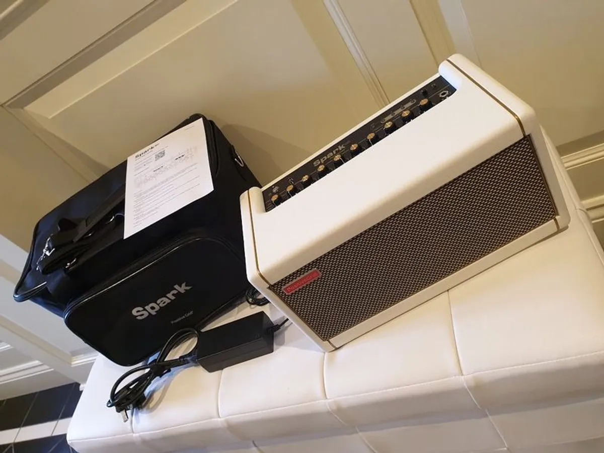 Positive Grid Spark Guitar / Bass / Acoustic 40-Watt Combo Amp / Bluetooth Speaker. Mobile App (With Spark Padded Bag) - Image 1