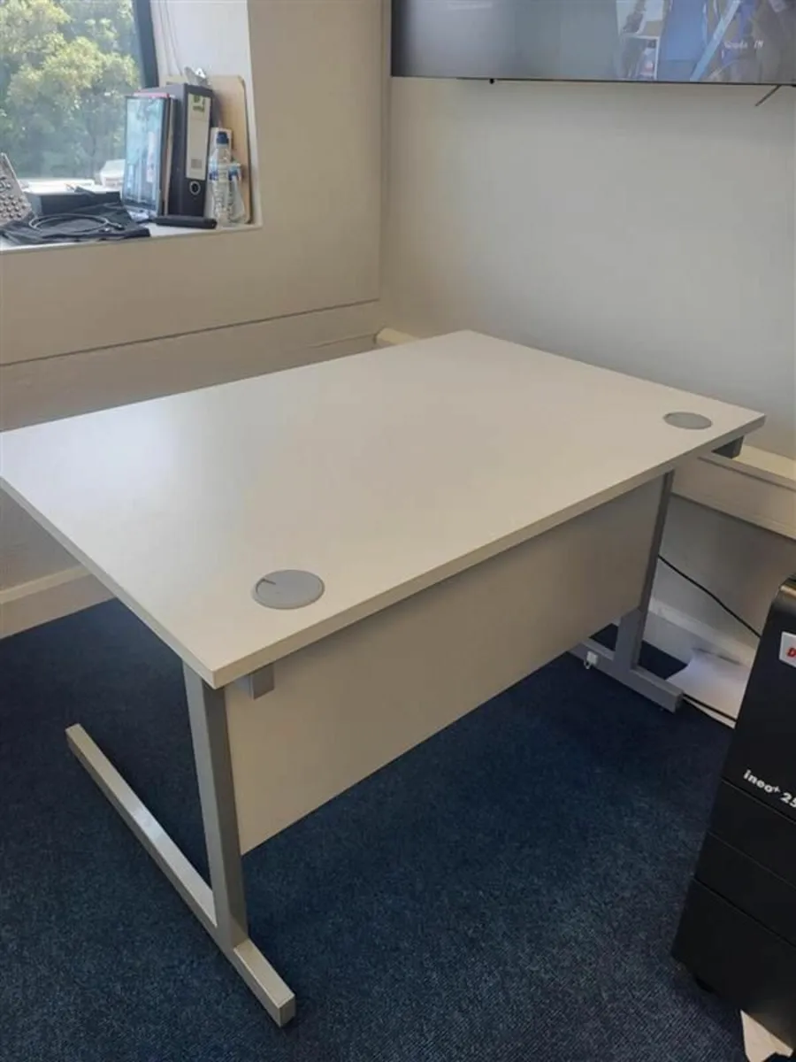 Office Desk - Image 1