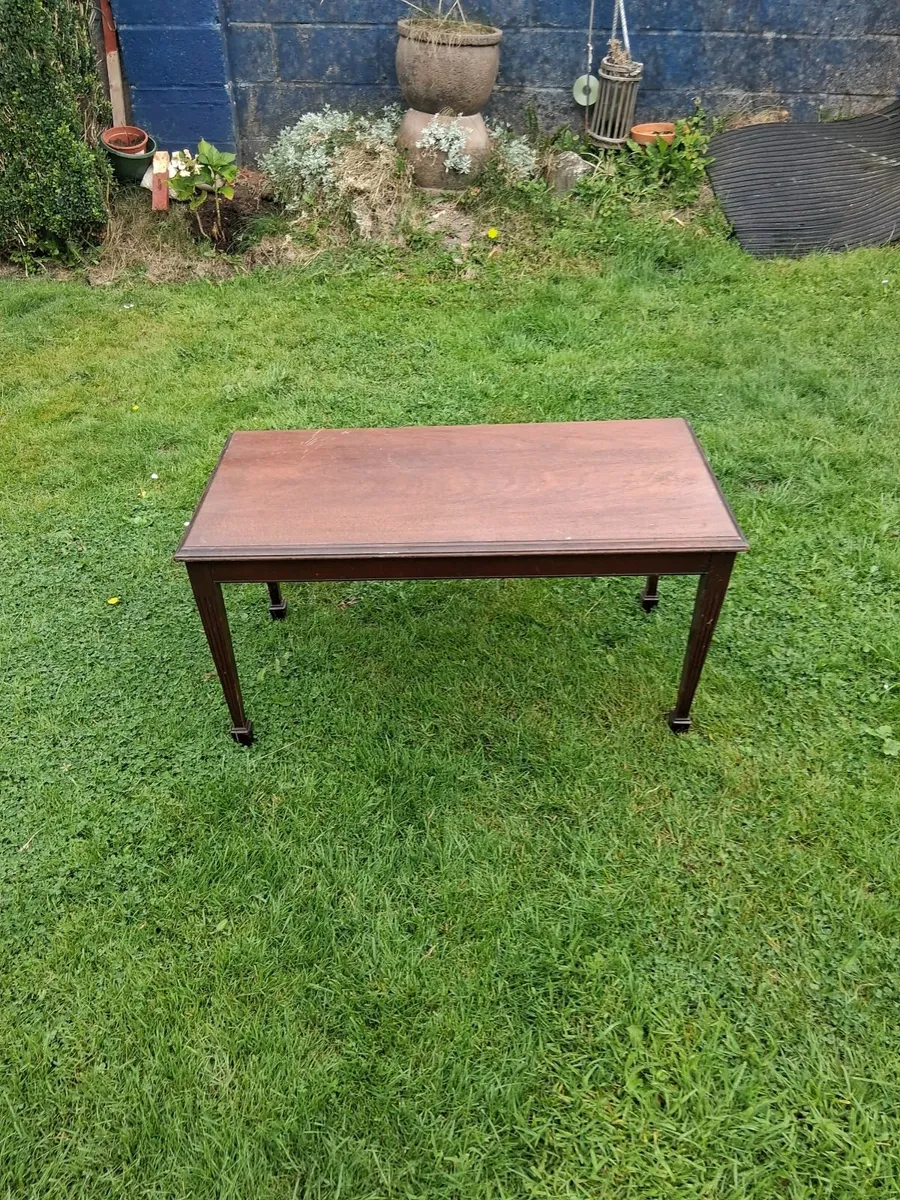 Coffee table - Image 1