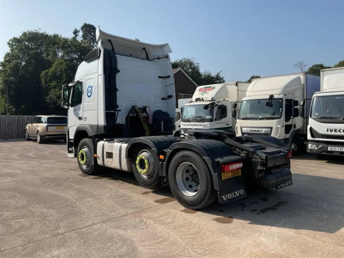 2017 Volvo FM500 6x2 - Image 4