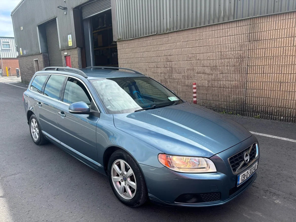 131 Volvo V70 Automatic New Nct 8/26 - Image 2