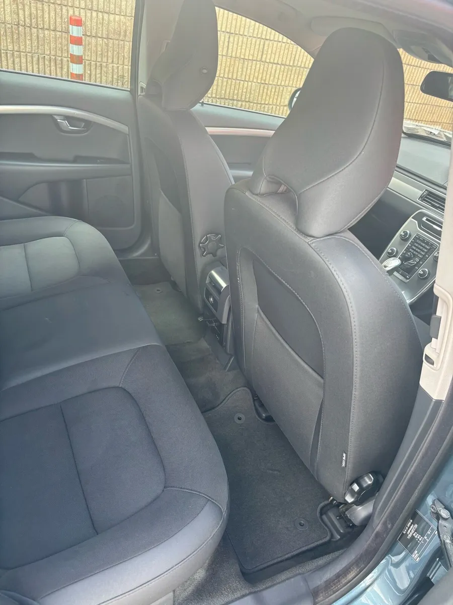 131 Volvo V70 Automatic New Nct 8/26 - Image 4