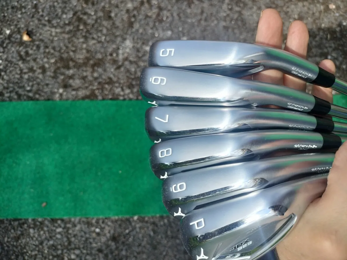 Mizuno   JPX 923 Forged Irons 5-PW Reg steel - Image 3
