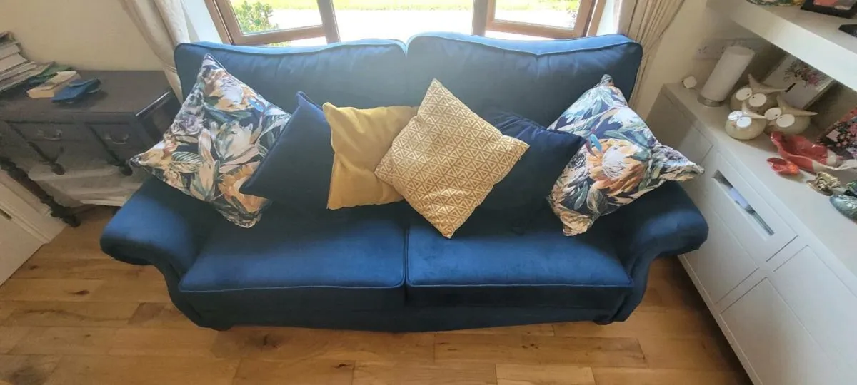 Sofa - Image 2