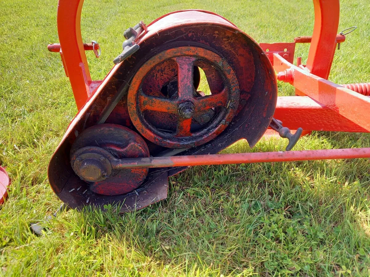 Massey Ferguson 60 mower - Image 3